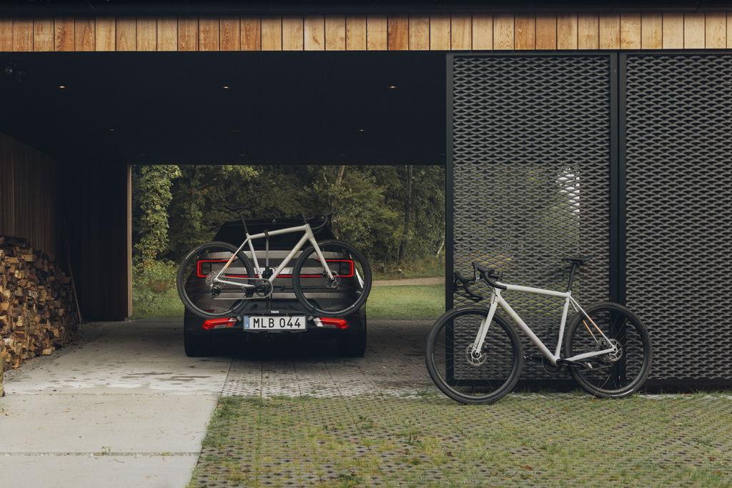 Thule Epos - opvouwbare fietsendrager voor op de trekhaak, geschikt voor 3 fietsen (979100)
