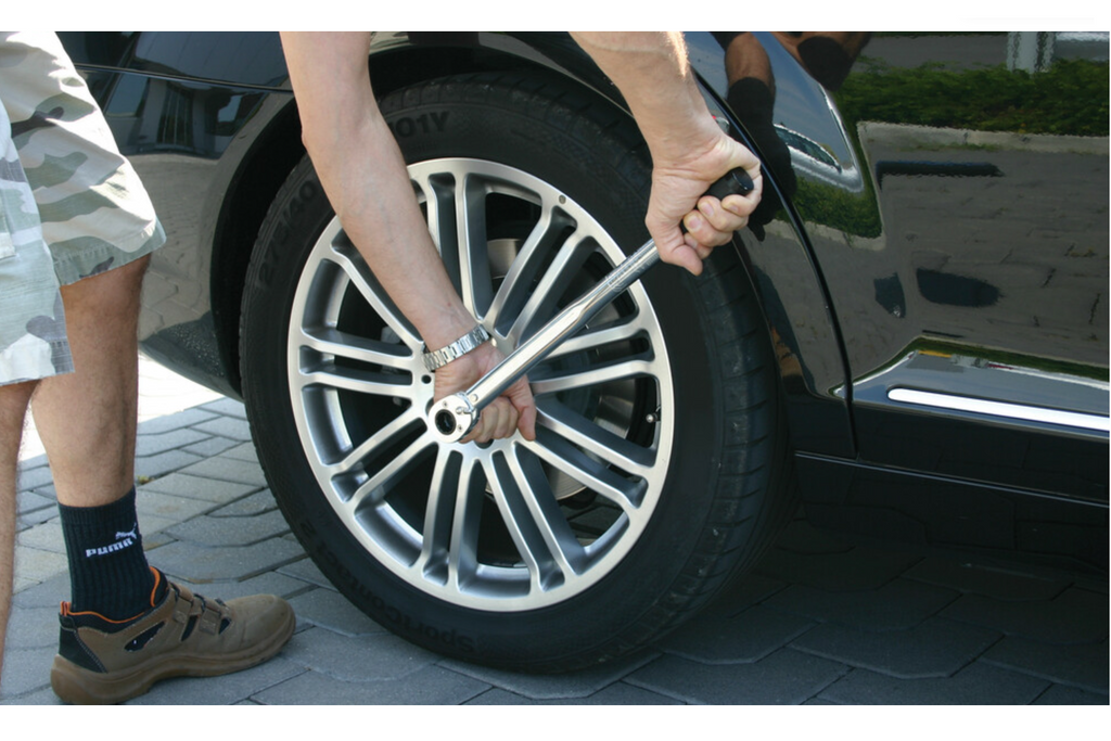 Momentsleutel LAMPA 1/2" 28-210 Nm autowielsleutel