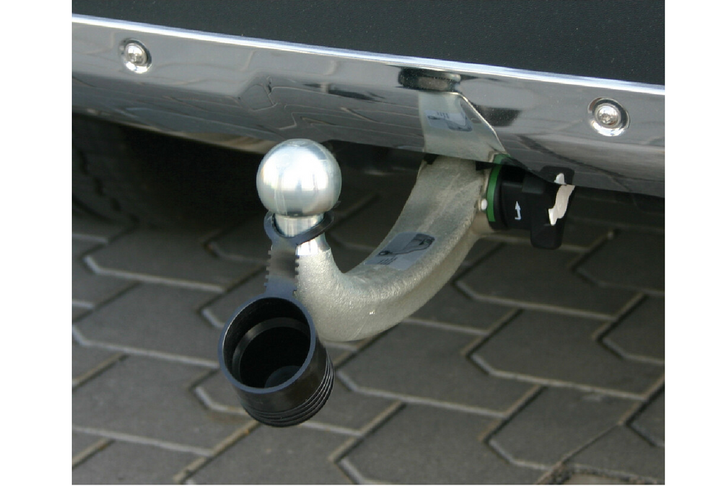 Kunststof trekhaakafdekking LAMPA 38970 met veiligheidsriem