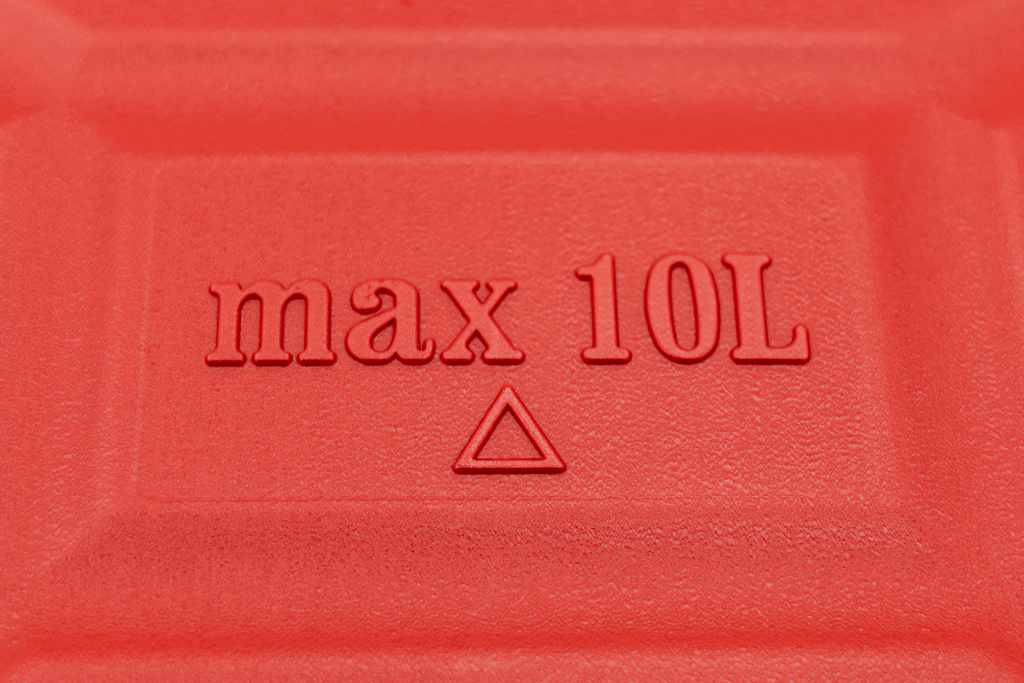 10L HERMON plastic jerrycan met trechter, rood