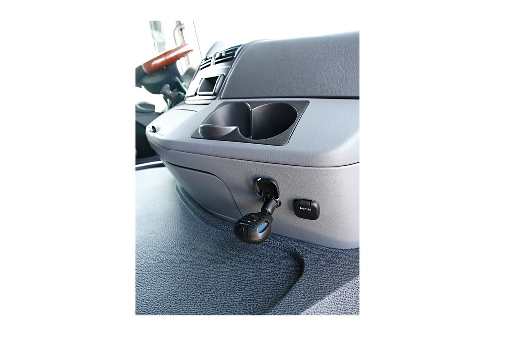 Elektrische muggenverdelger LAMP met sigarettenaanstekerstekker 12/24V